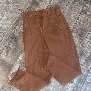 Arizona paper bag waist brown pants